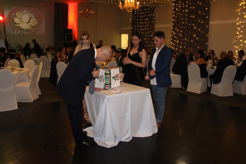 DanteDinner166